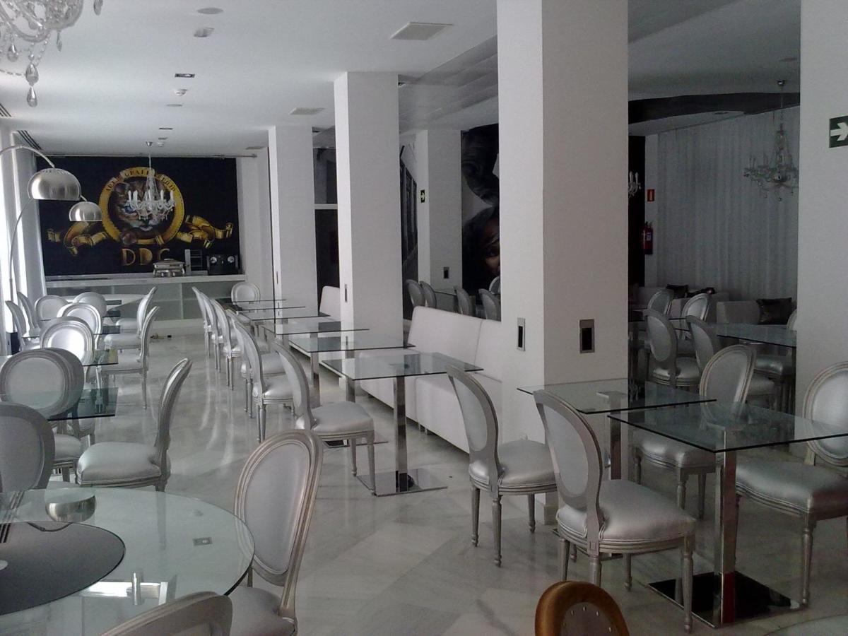 Dormirdcine Madrid Restoran gambar